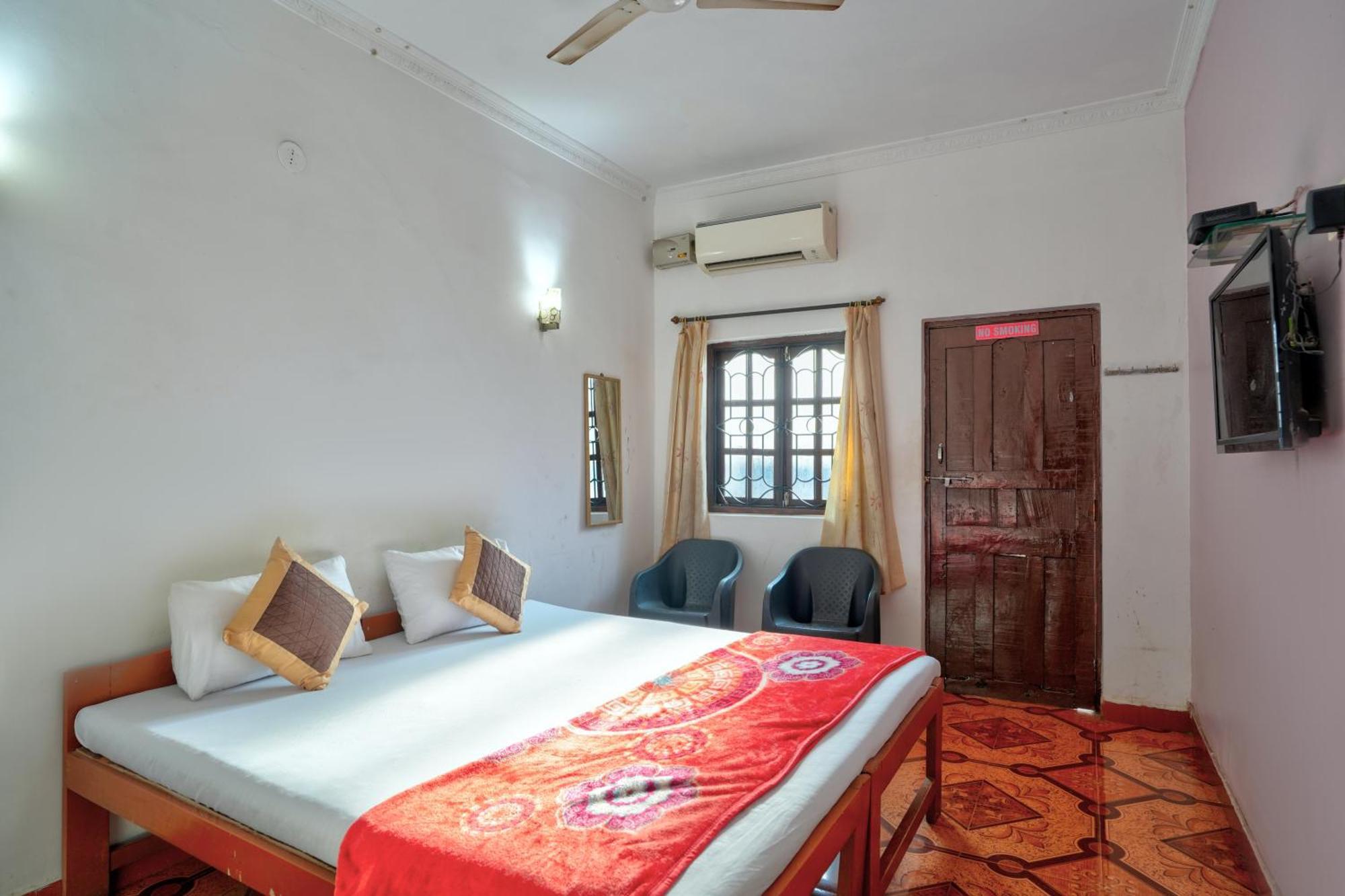 Om Sai Guest House Calangute Dış mekan fotoğraf