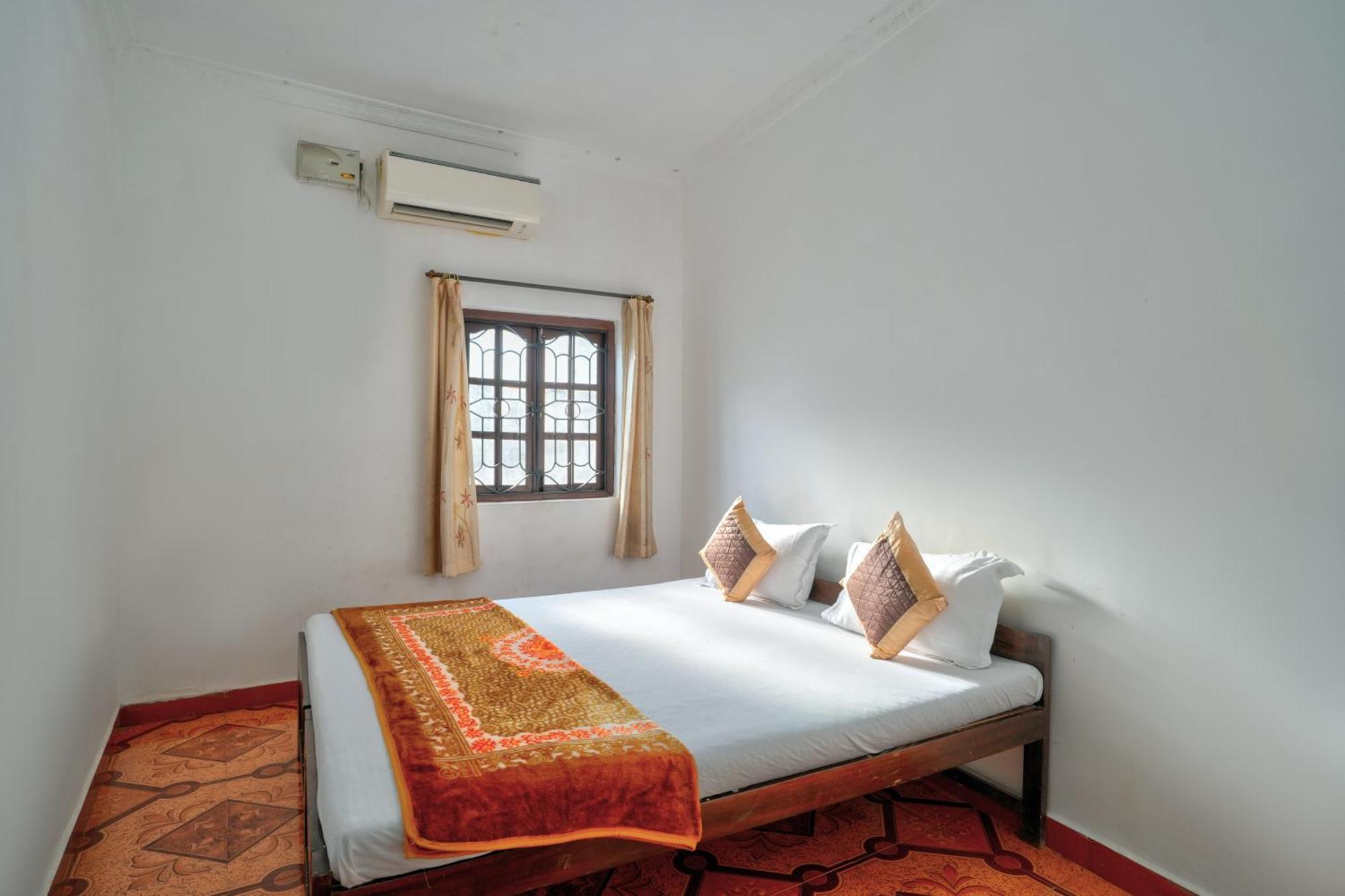 Om Sai Guest House Calangute Dış mekan fotoğraf
