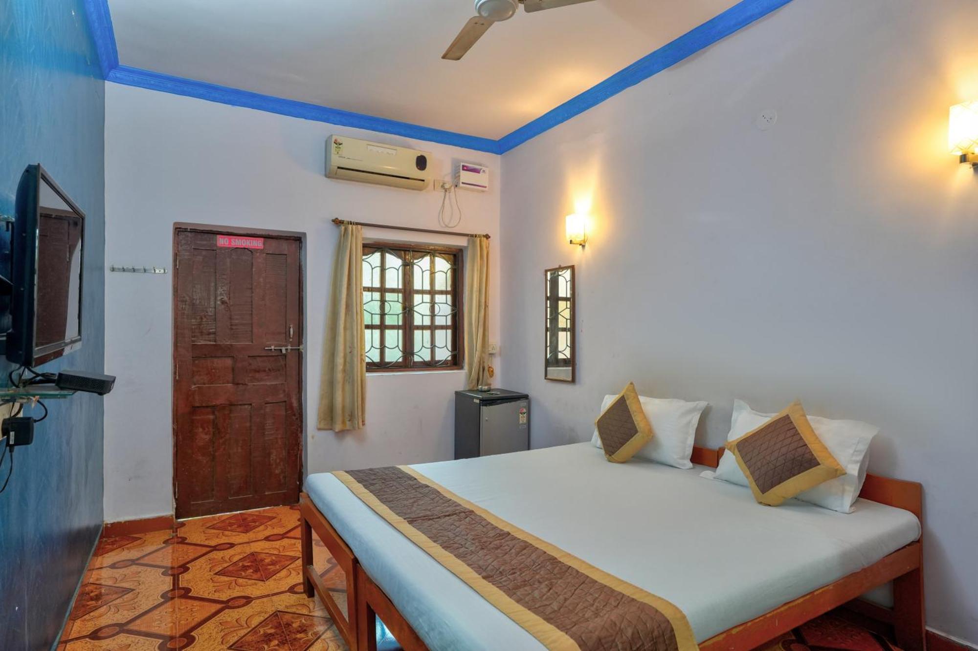 Om Sai Guest House Calangute Dış mekan fotoğraf